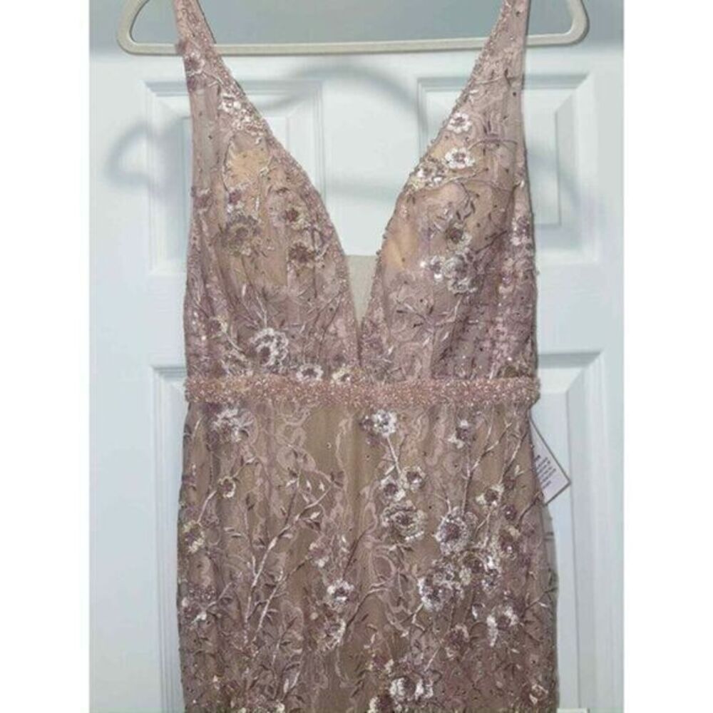 Mac Duggal 67481 Floral Embellished Plunge Neck Gown Size 4 Rose Pink - Picture 4 of 13